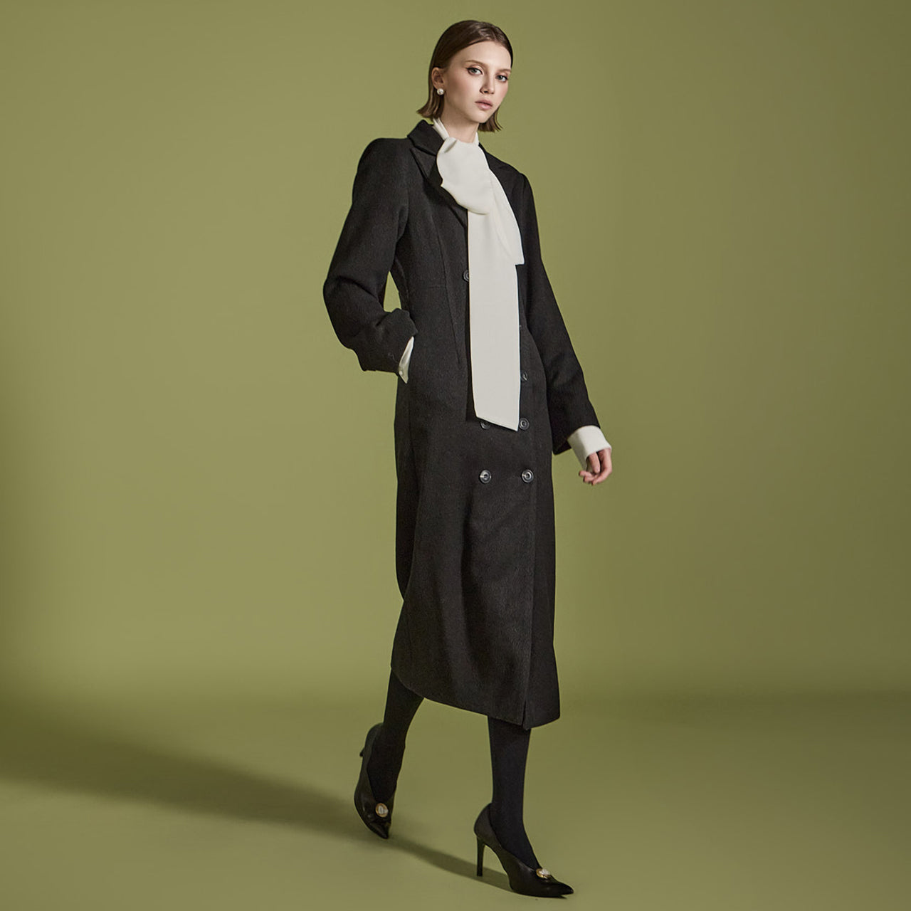 J2457 ショルダーパッドコート