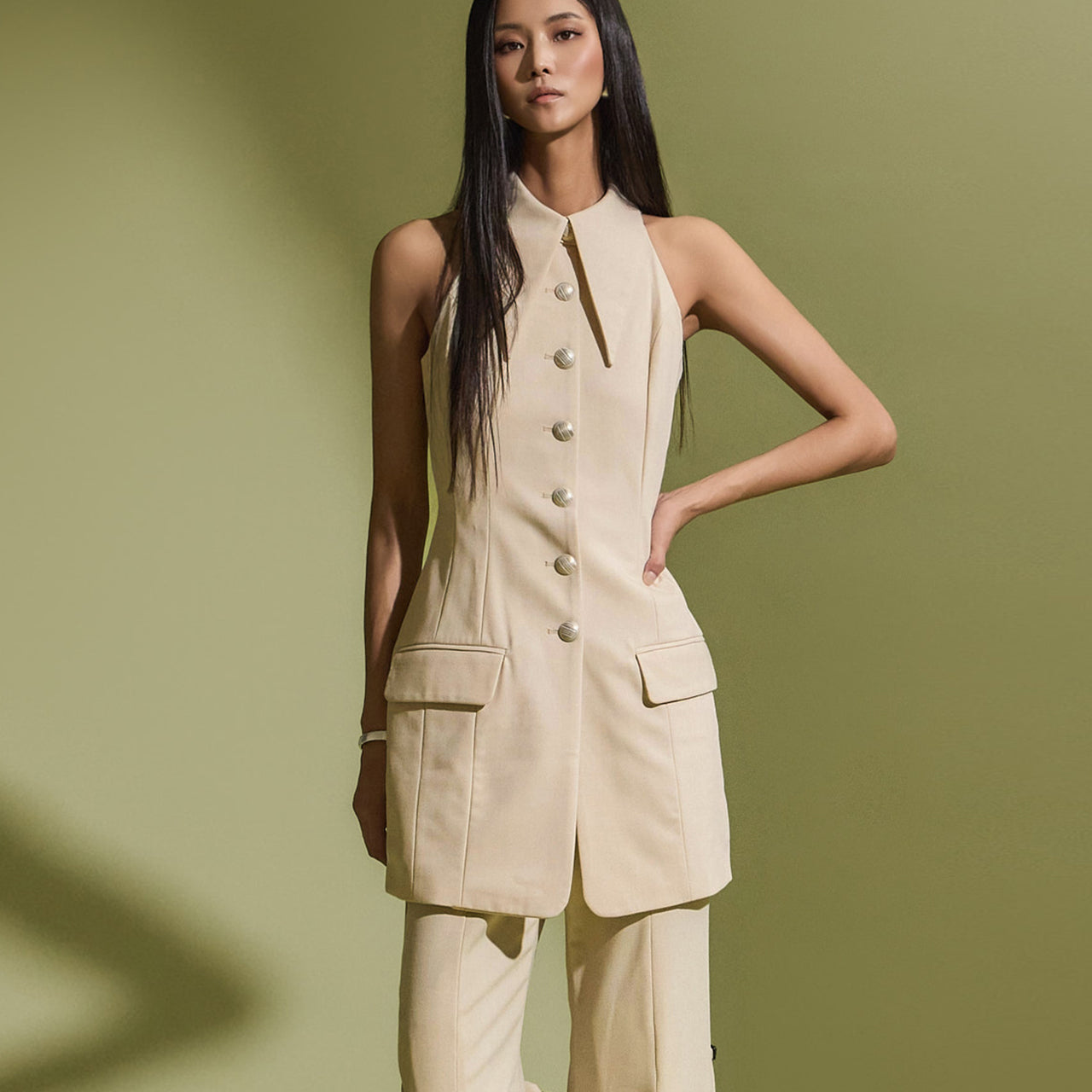 J9240 衿ホルタースリムシングルロングベスト