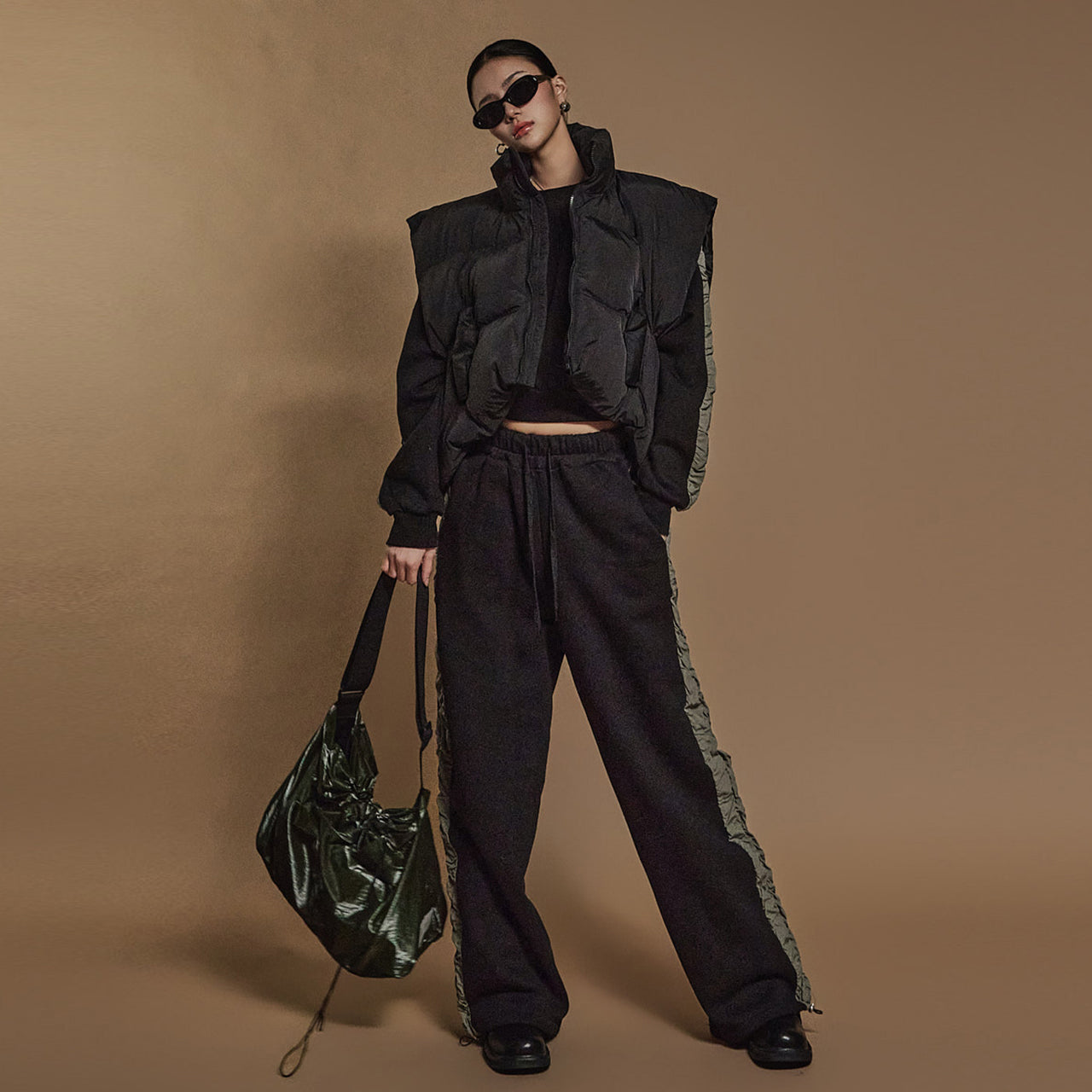 J2434 不对称加垫背心