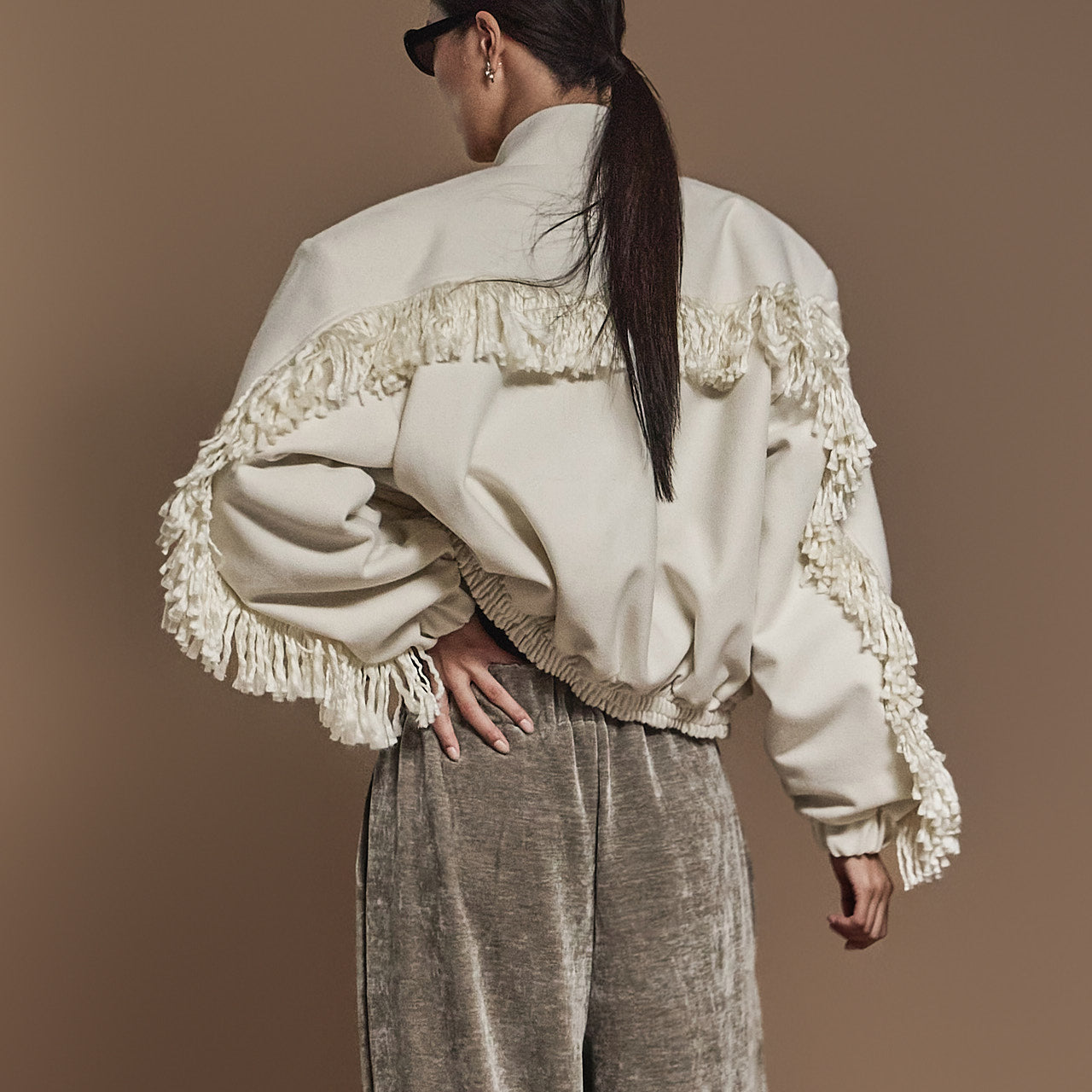 J2442 流苏绗缝毛衣