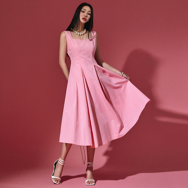D4662 褶裥无袖喇叭中长连衣裙