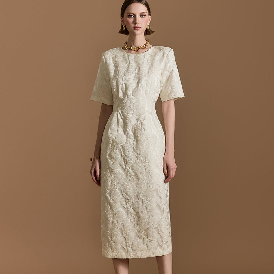 D5150 フラワー刺繍ワンピース