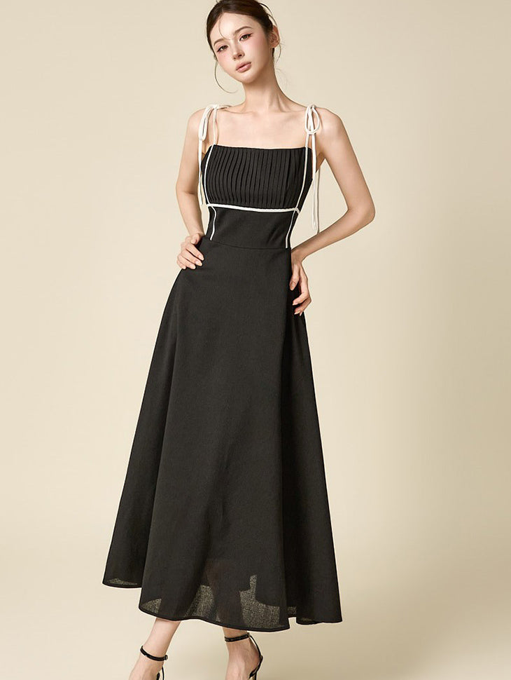 D5679 Pleated Contrast Dress