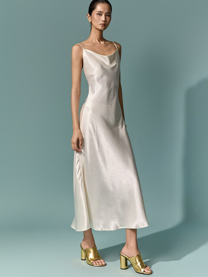 D5674 バックレス スリップドレス