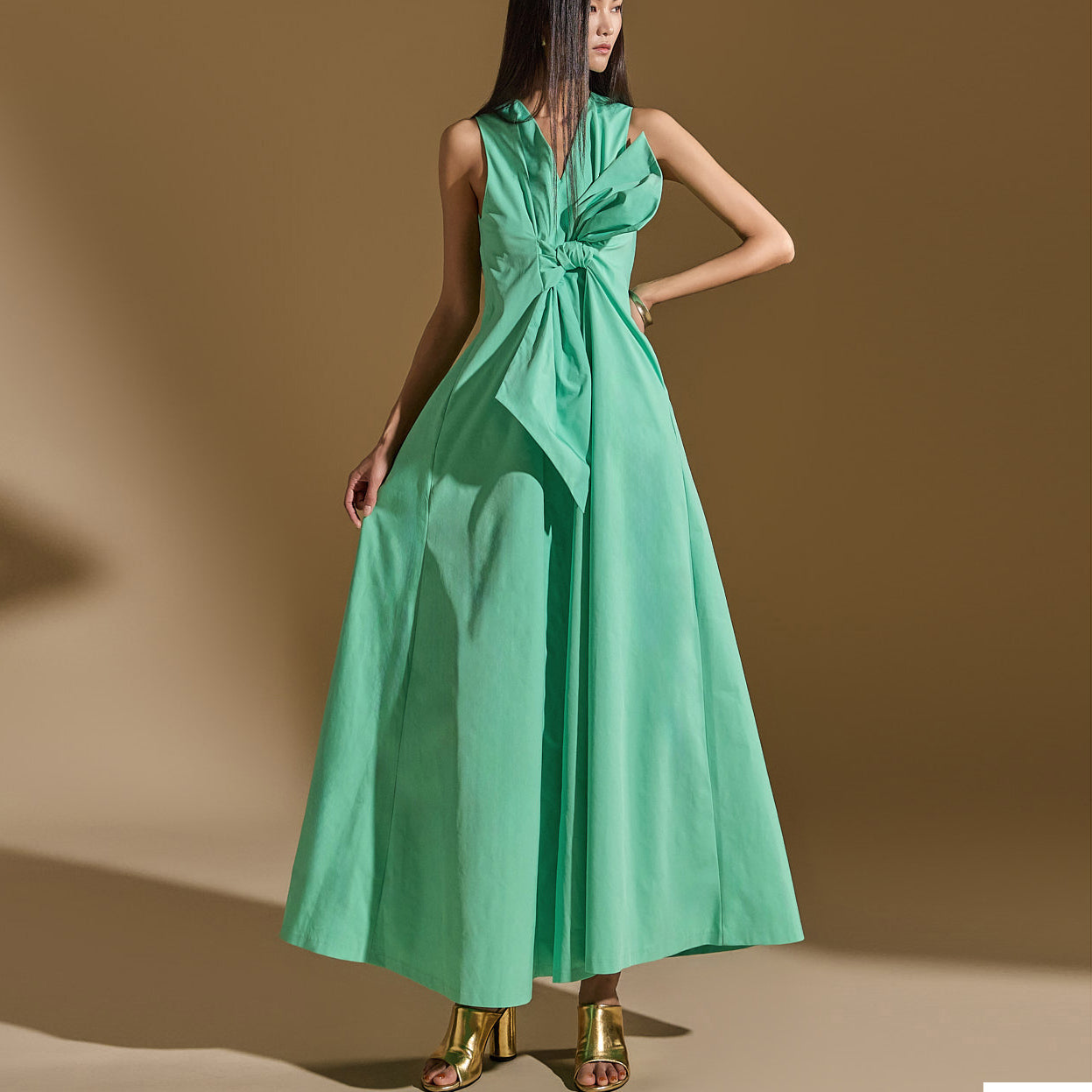 D9488 ストラップ付きドレス