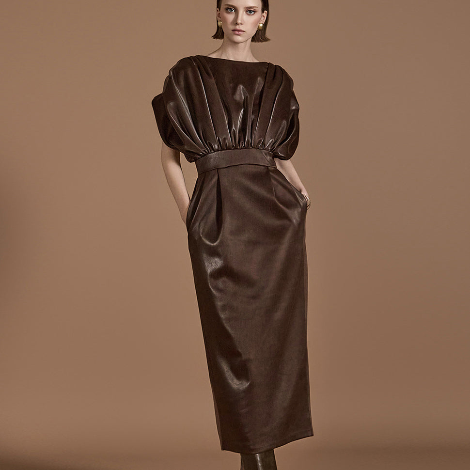 D9509 レザーピンタックシャーリングドレス