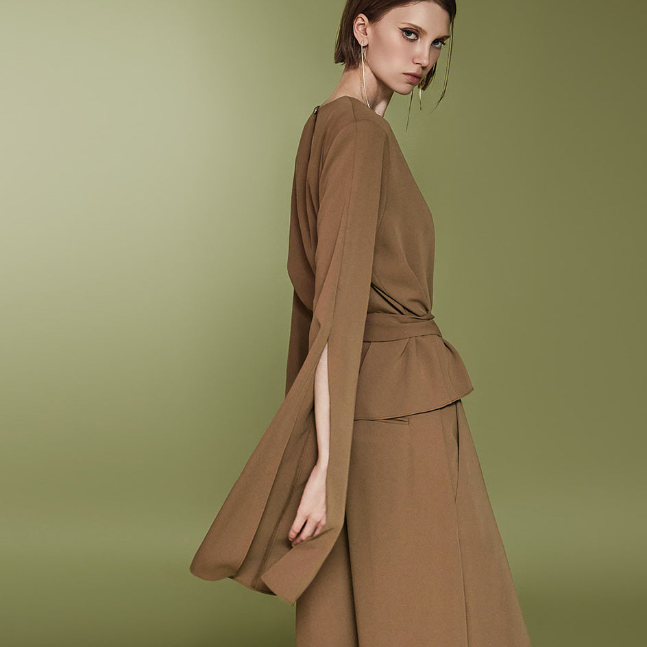 B3005 带肩带开衩衬衫