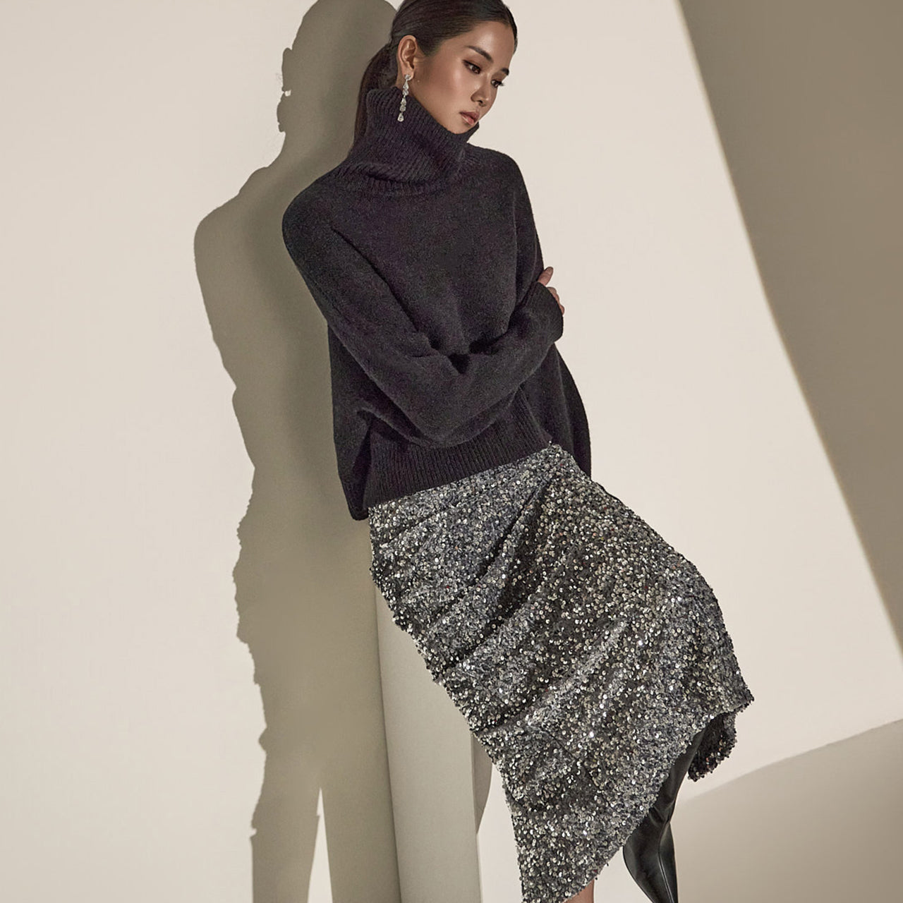 E3650 タートルネックニット