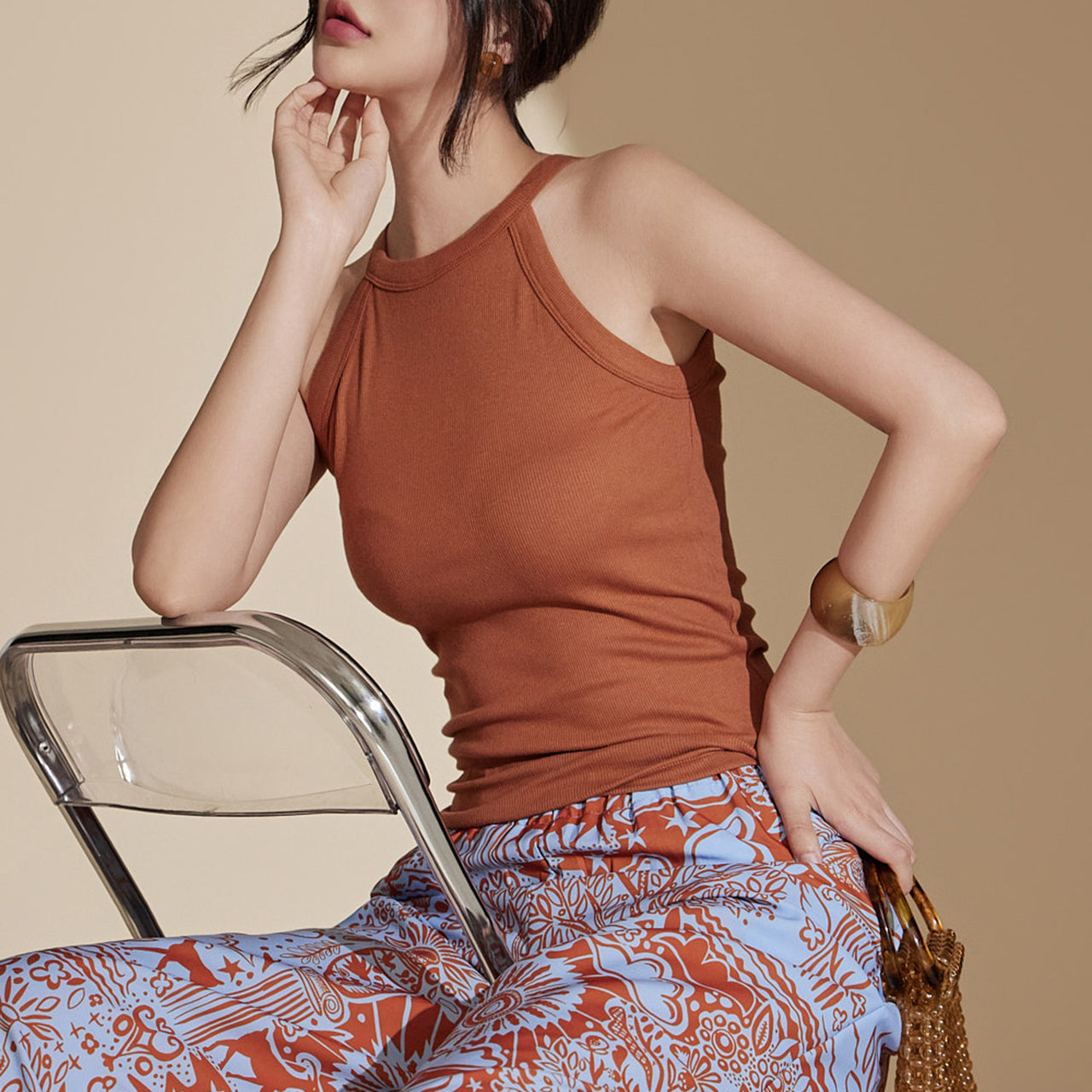 E3399 挂脖无袖上衣