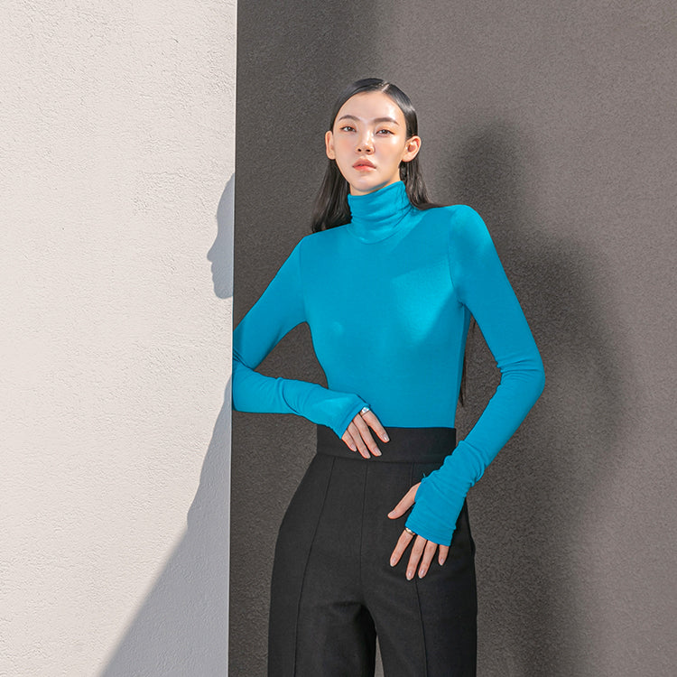 E2885 スリムウォーマータートルネックトップ