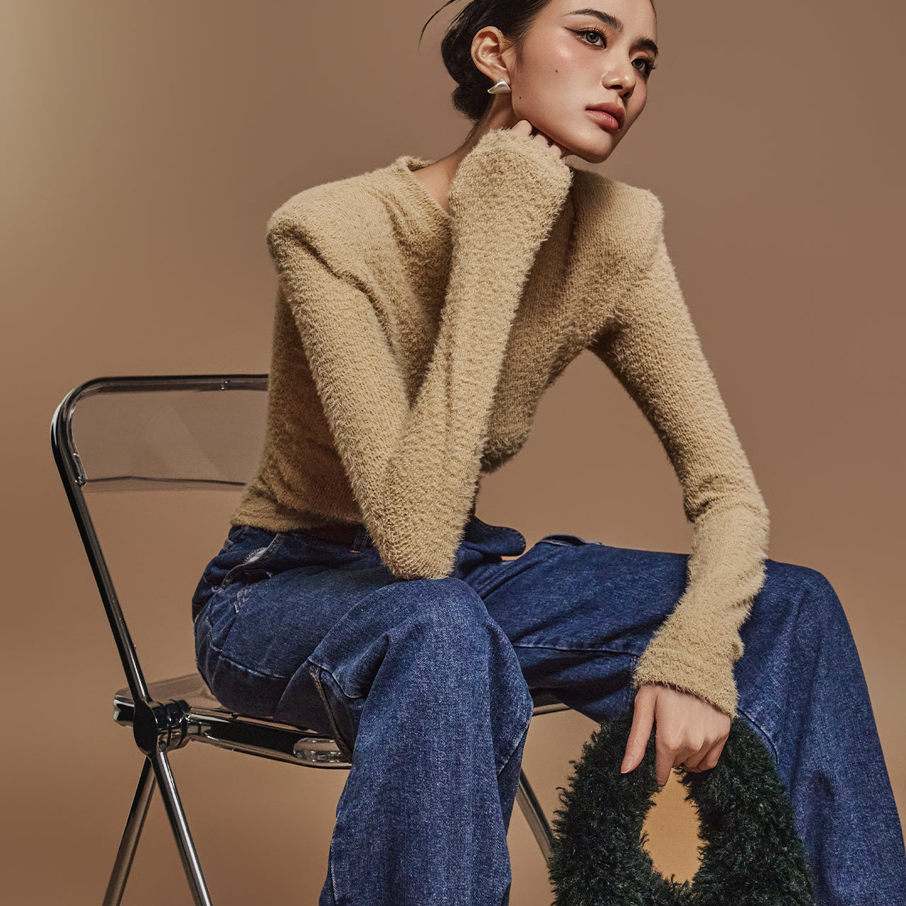 E3618 ブークレショルダーパッドトップ