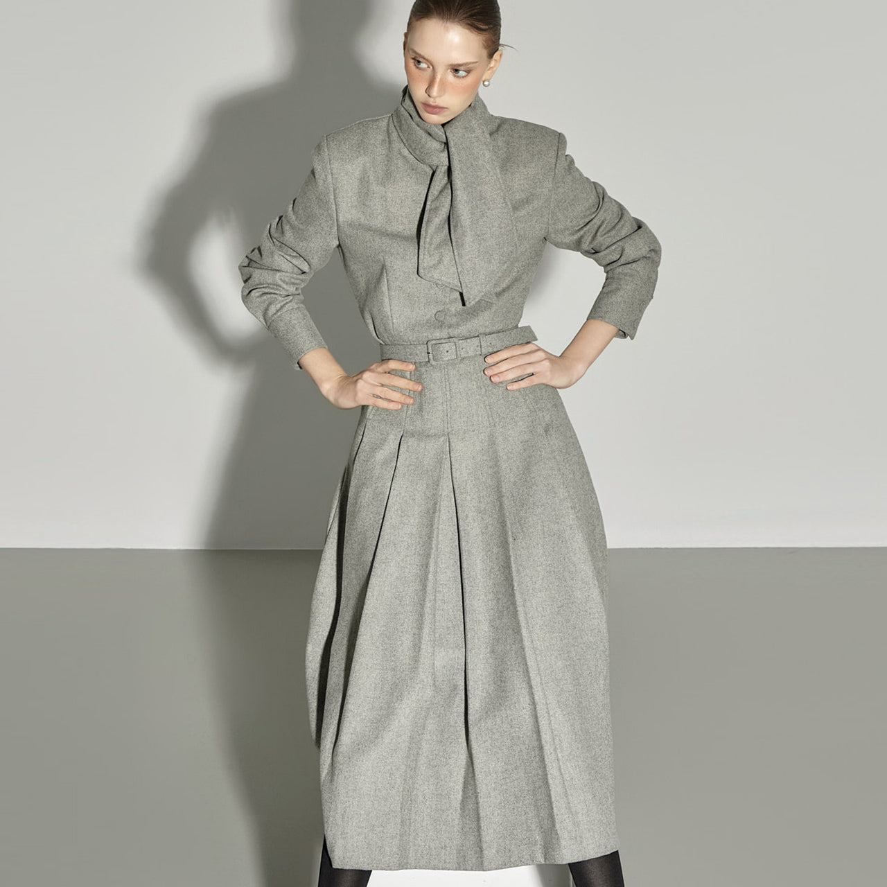 D5166 ベルト付きウールドレス