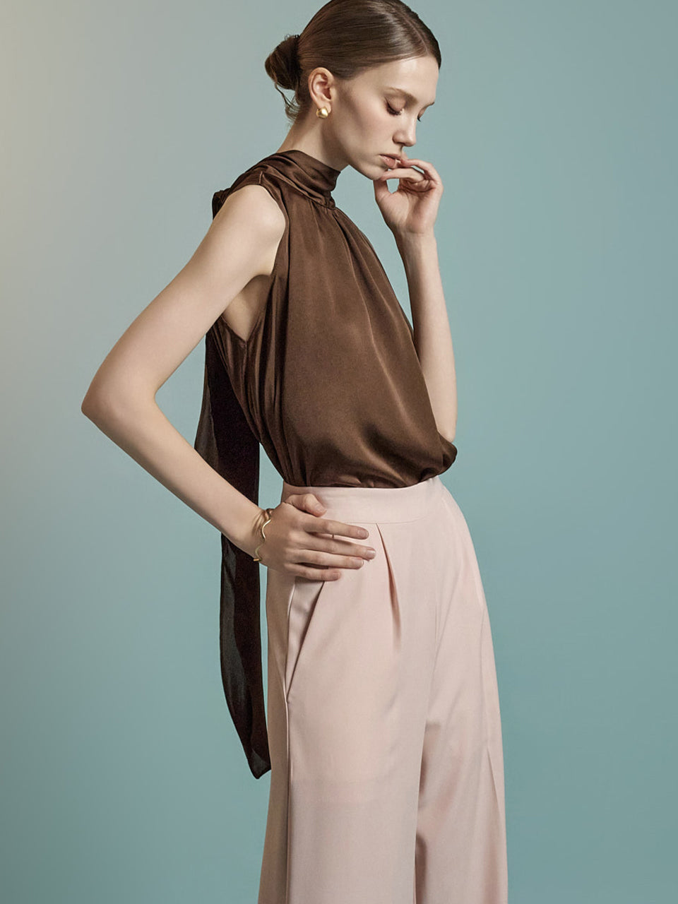 B2250 蝴蝶结挂脖衬衫