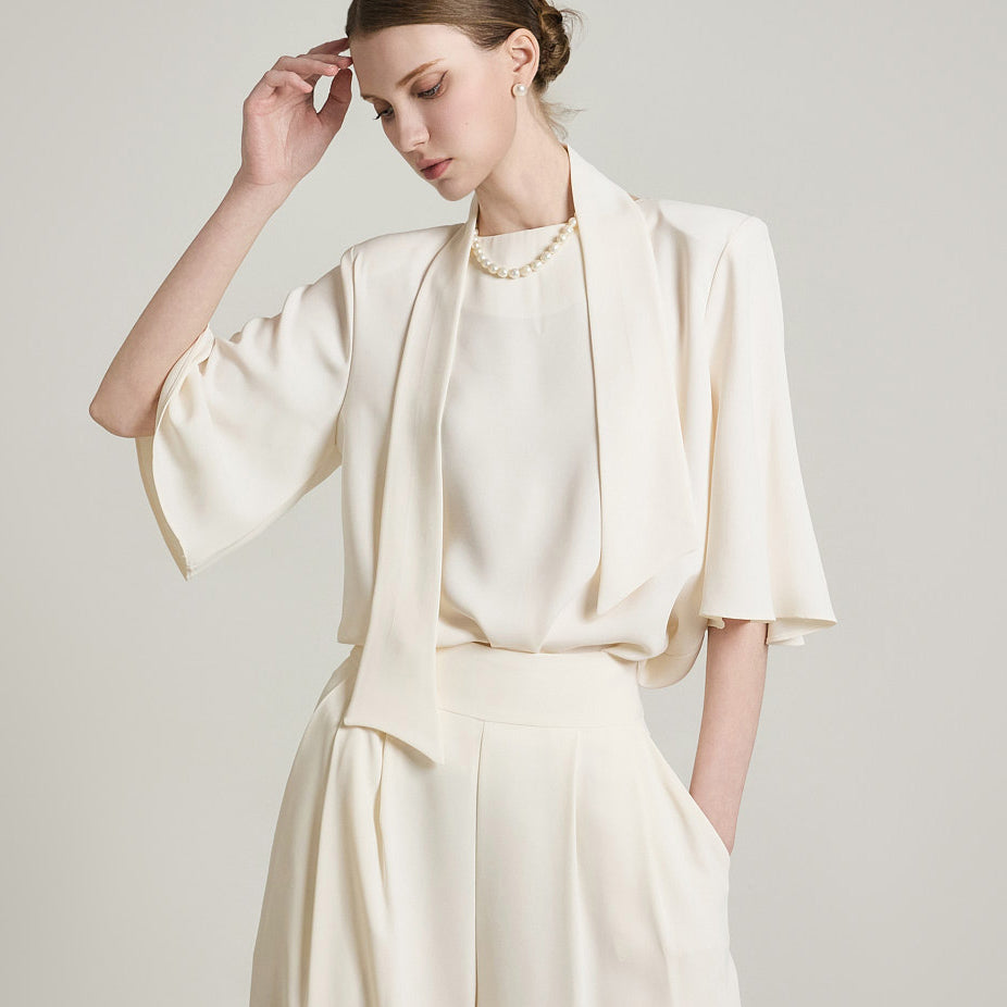 B3042 スカーフ付きブラウス