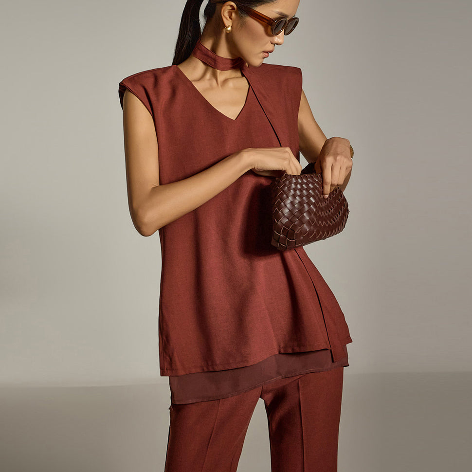 B3086 ストラップ付きノースリーブブラウス