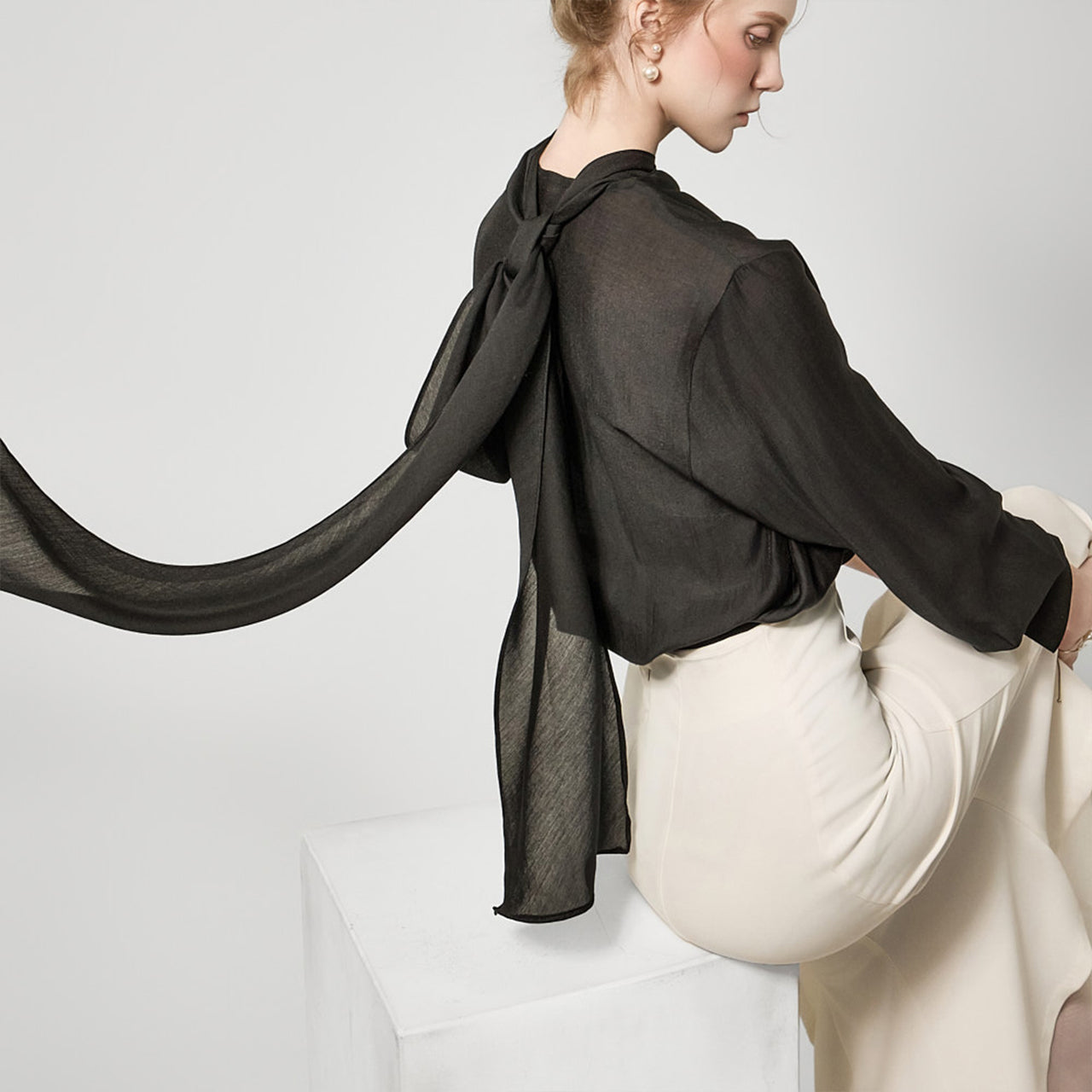 B9209 シアーブラウス