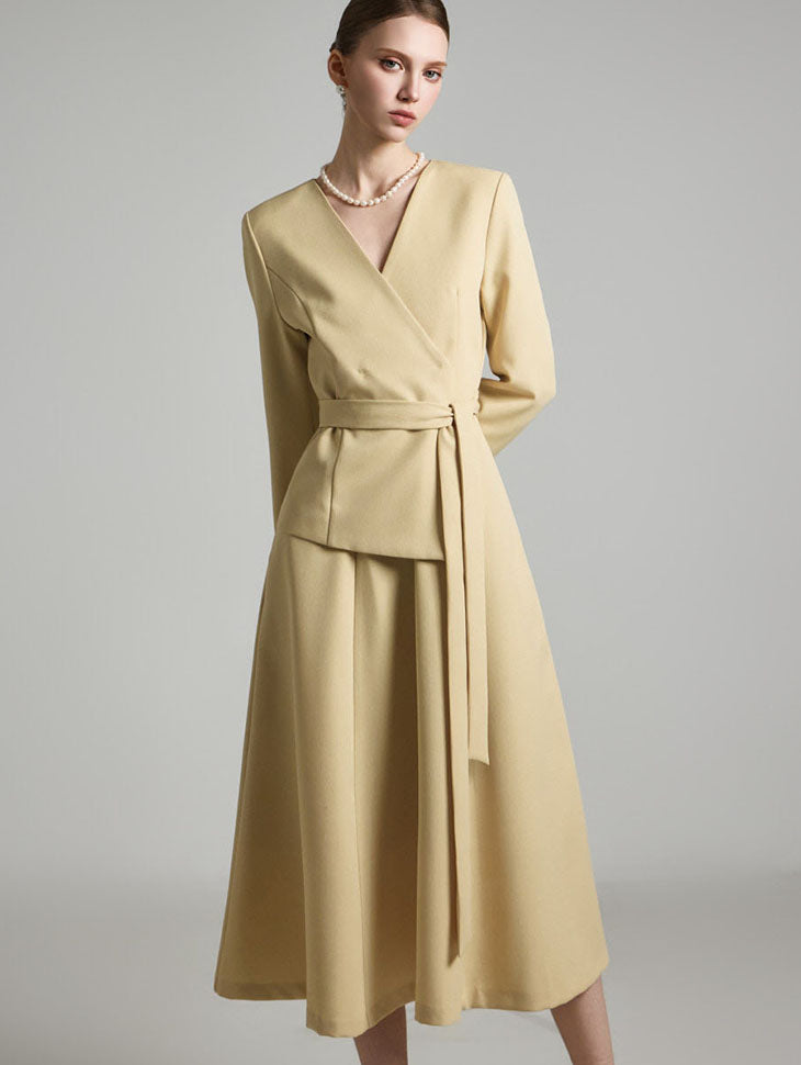 D5193 ベルト付きVネックドレス