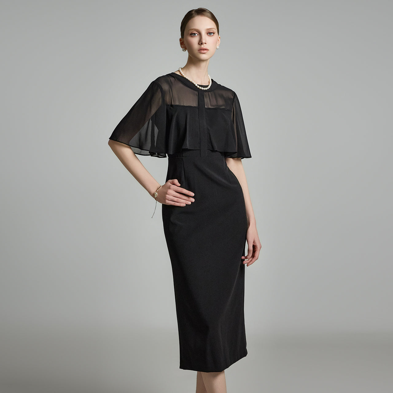 D5223 シアースリムフィットドレス