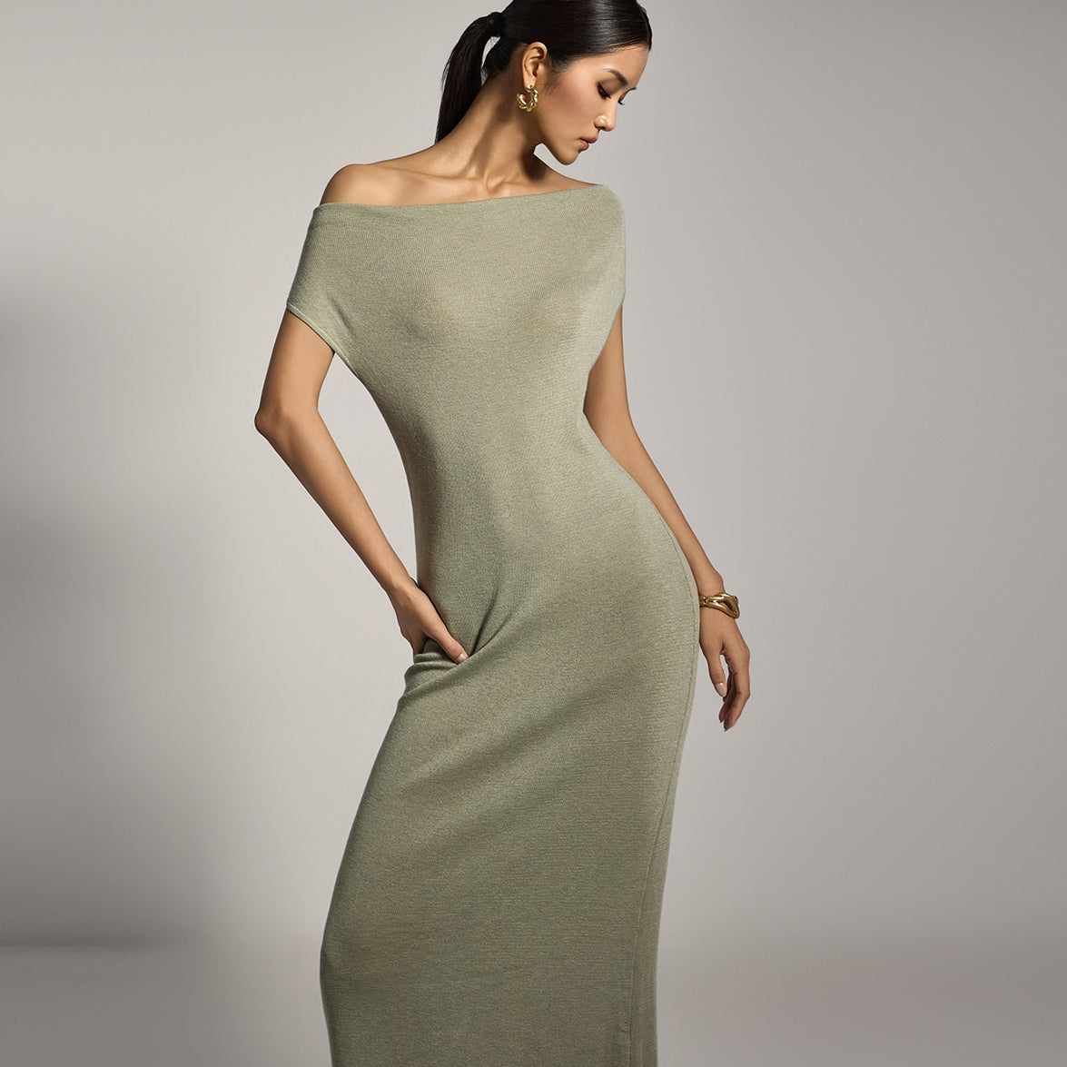 D5240 ボディコンドレス