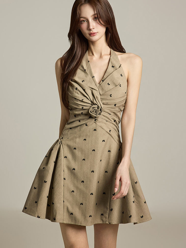 D5249 胸花挂脖连衣裙