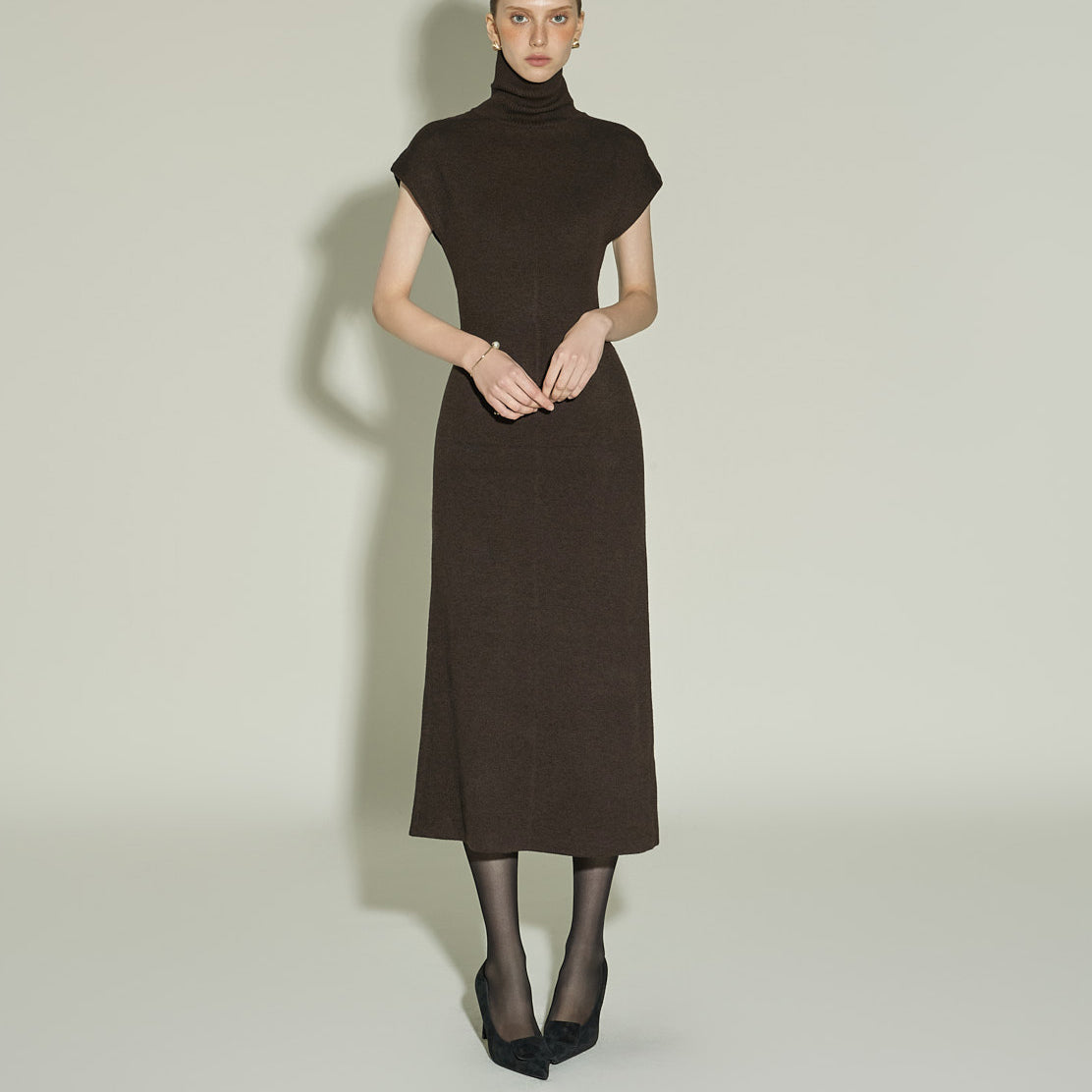 D5407 High-Neck Wool Knit Dress