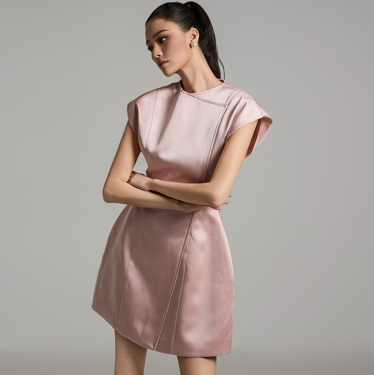 D9522 ピンタックミニドレス