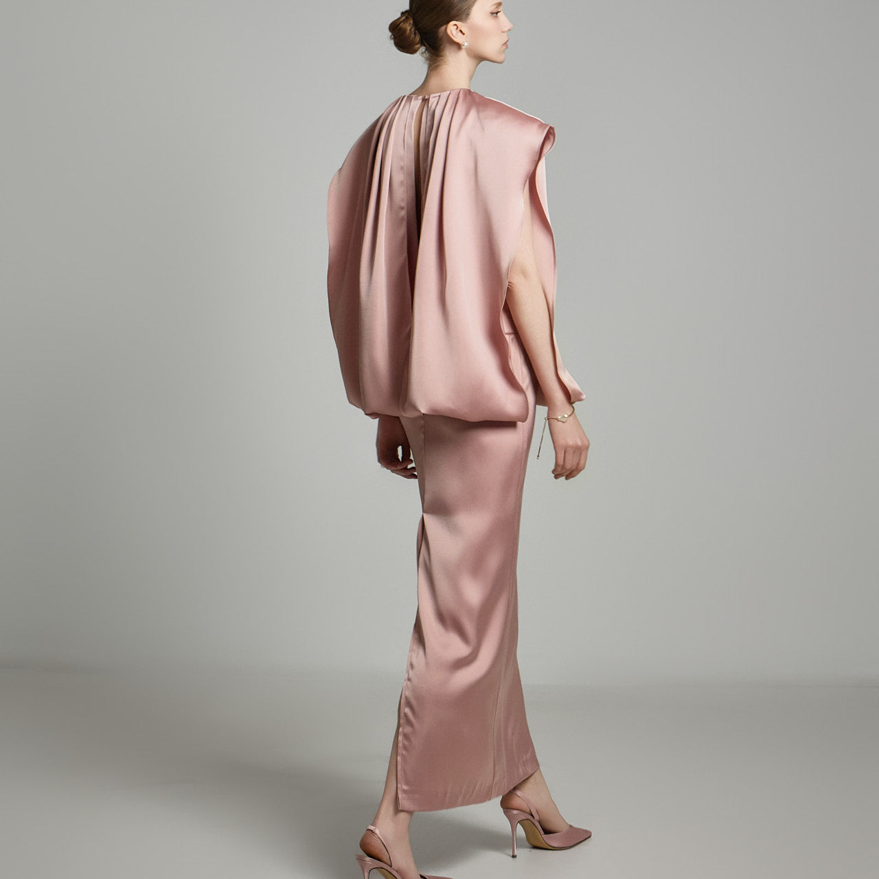 D9529 サテンドレス