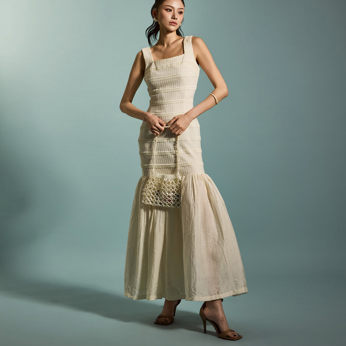 D9540 シャーリングプリーツドレス