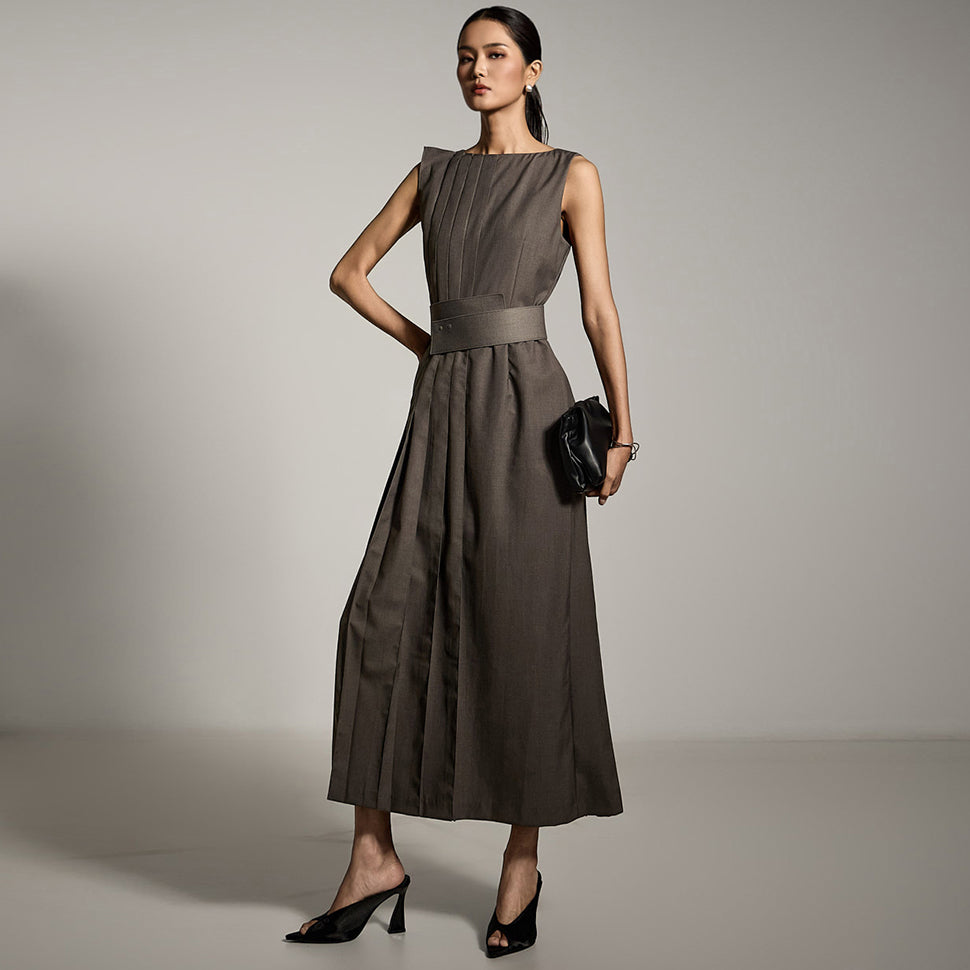 D9544 ベルト付きプリーツドレス