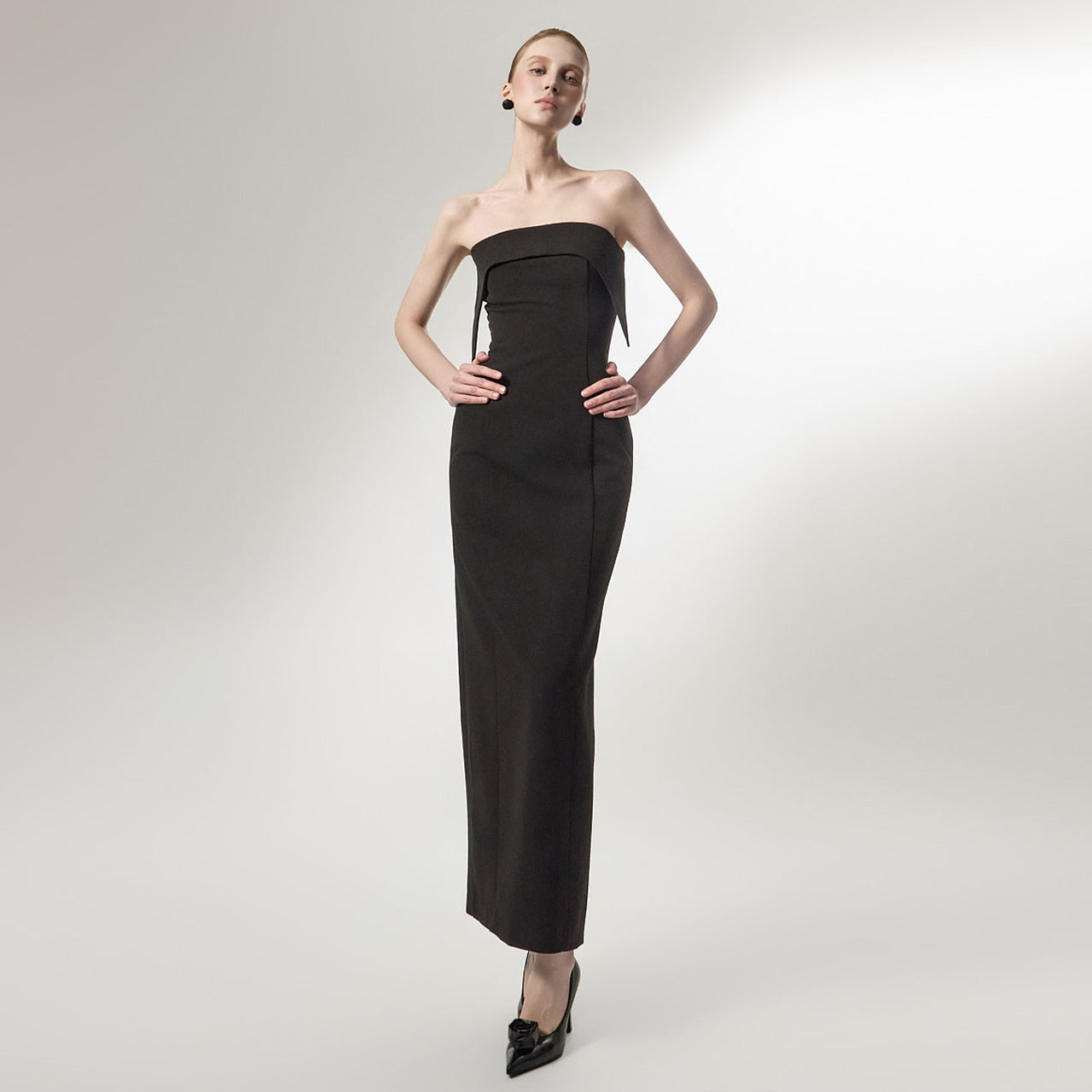 D9591 Off-Shoulder Slim Maxi Dress