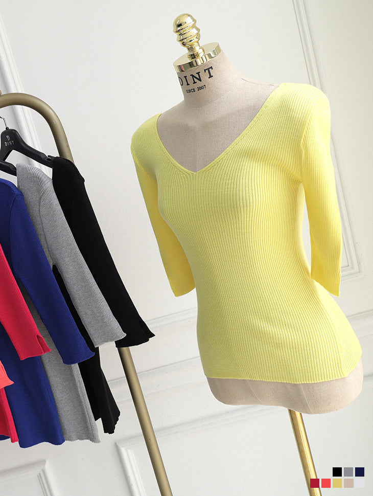 E2474 E2474 V-Neck Slim Top