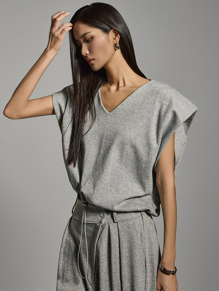 E3780 V领无袖上衣