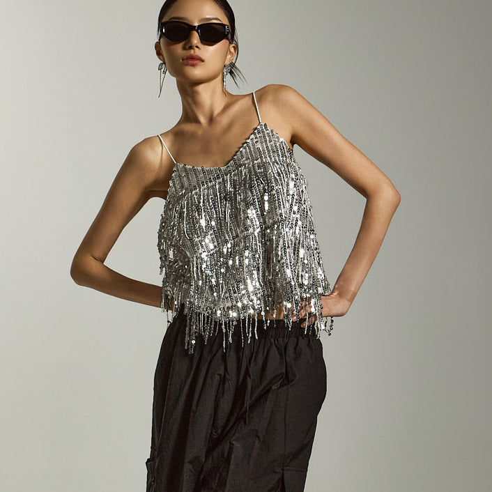 E3866 スパンコールフリンジノースリーブトップス