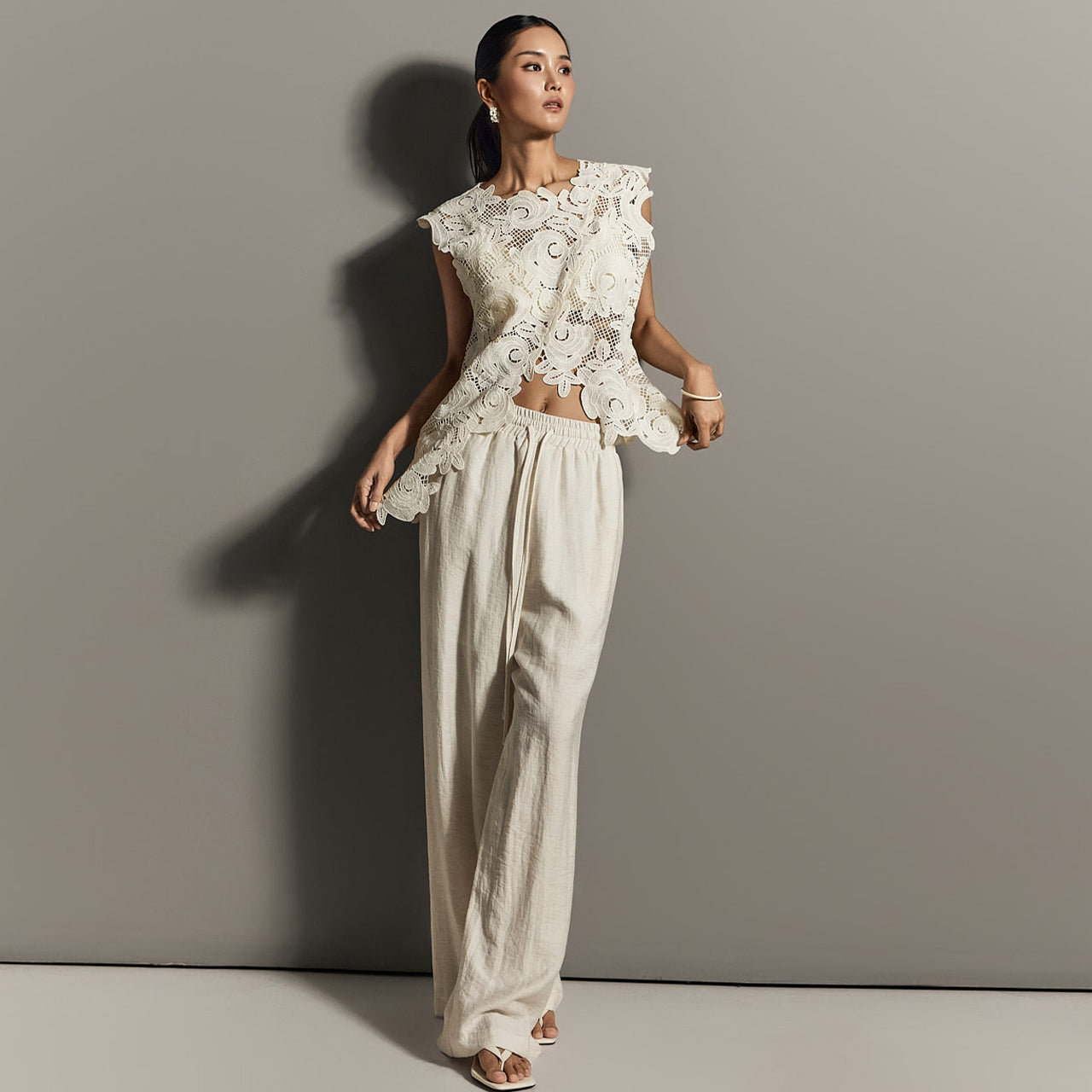 E3887 Crochet Asymmetric Top