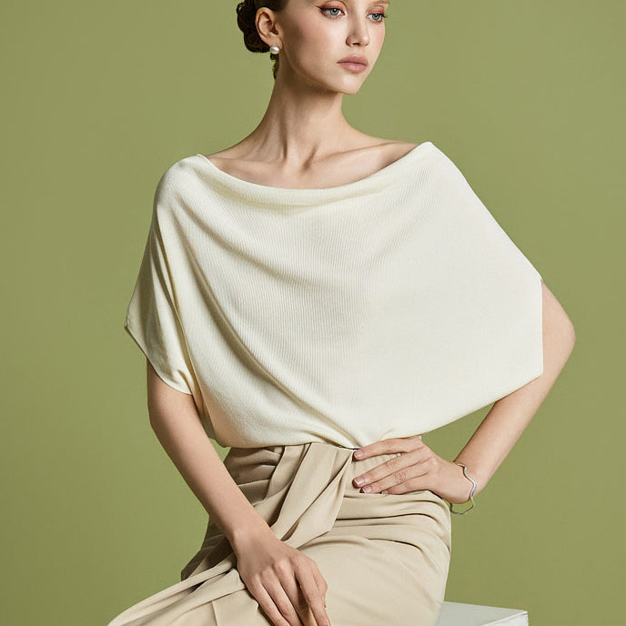 E3890 Cowl neck Knit Top