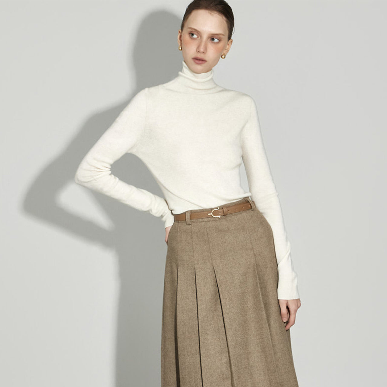 E3980 Turtleneck Top