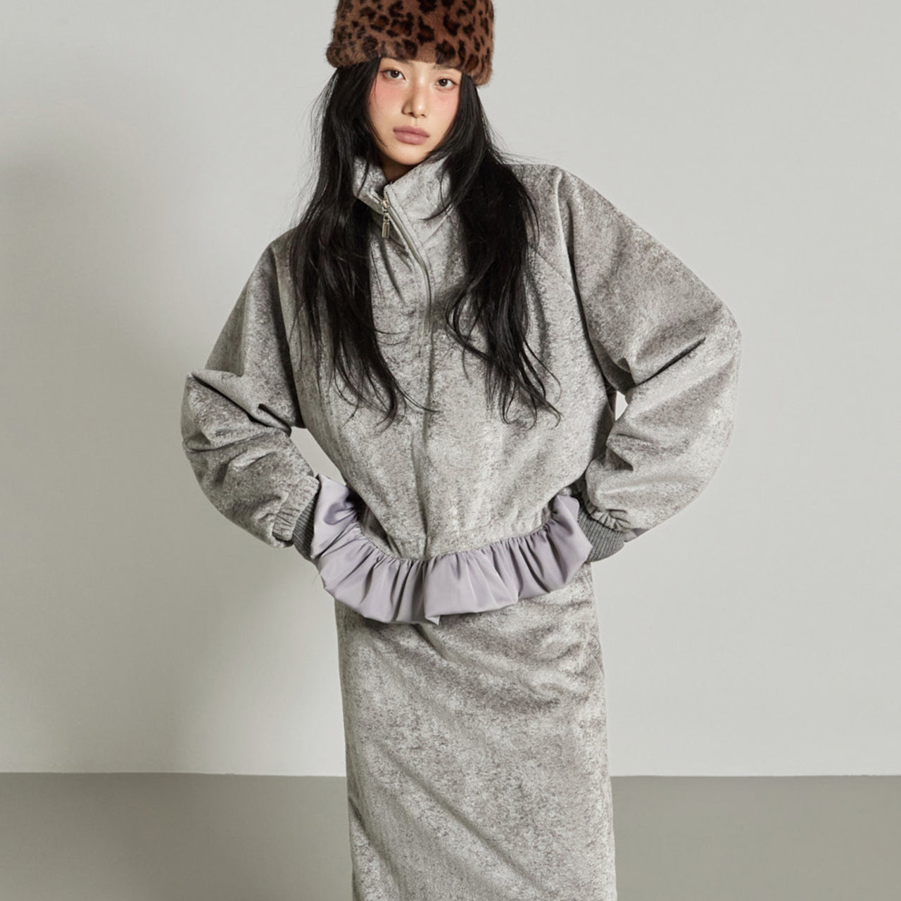 E4035 Half Zip-Up Frill Top