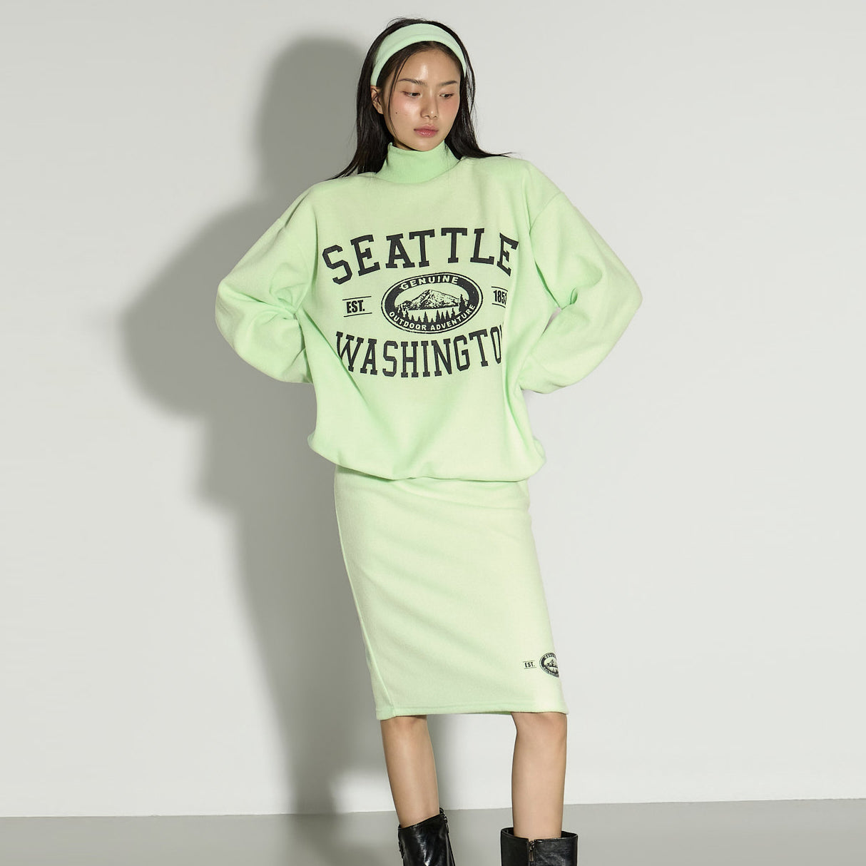 E4066 Fleece T-Shirt with Hairband