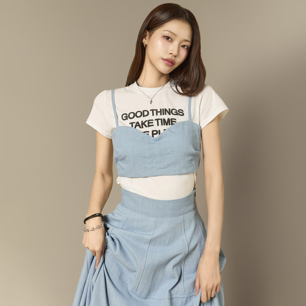 E4364 Printed Crop Top