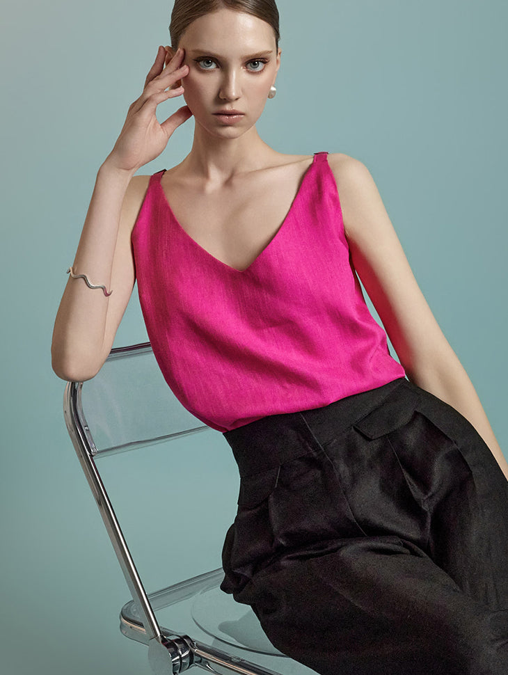 E9032 V-neck Sleeveless Top