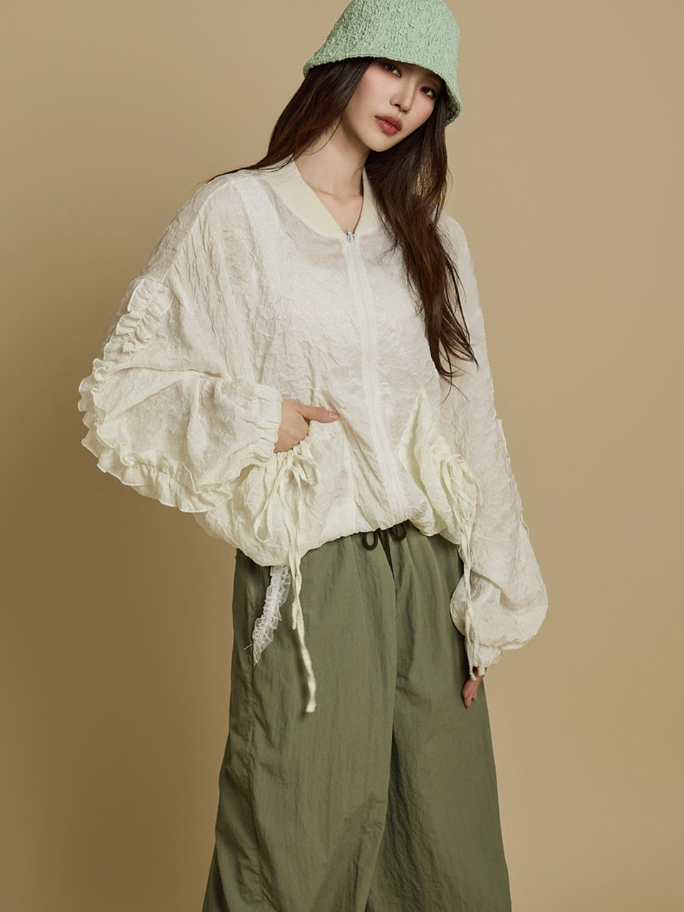 J2718 荷叶边拉链夹克