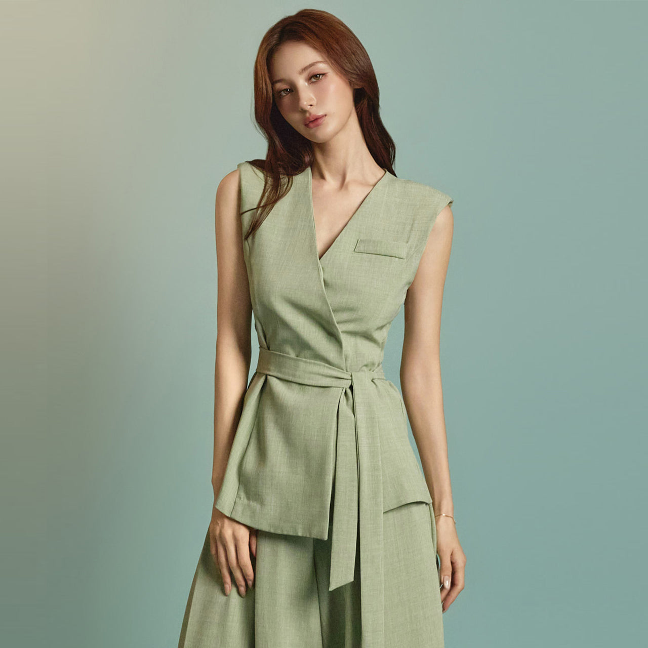 J2799 ストラップ付きベスト