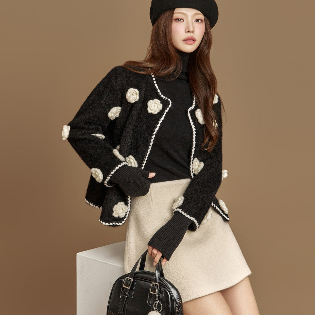 J2994 Flower Cardigan