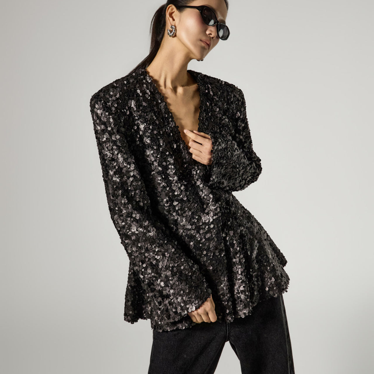 J3135 亮片深V领夹克