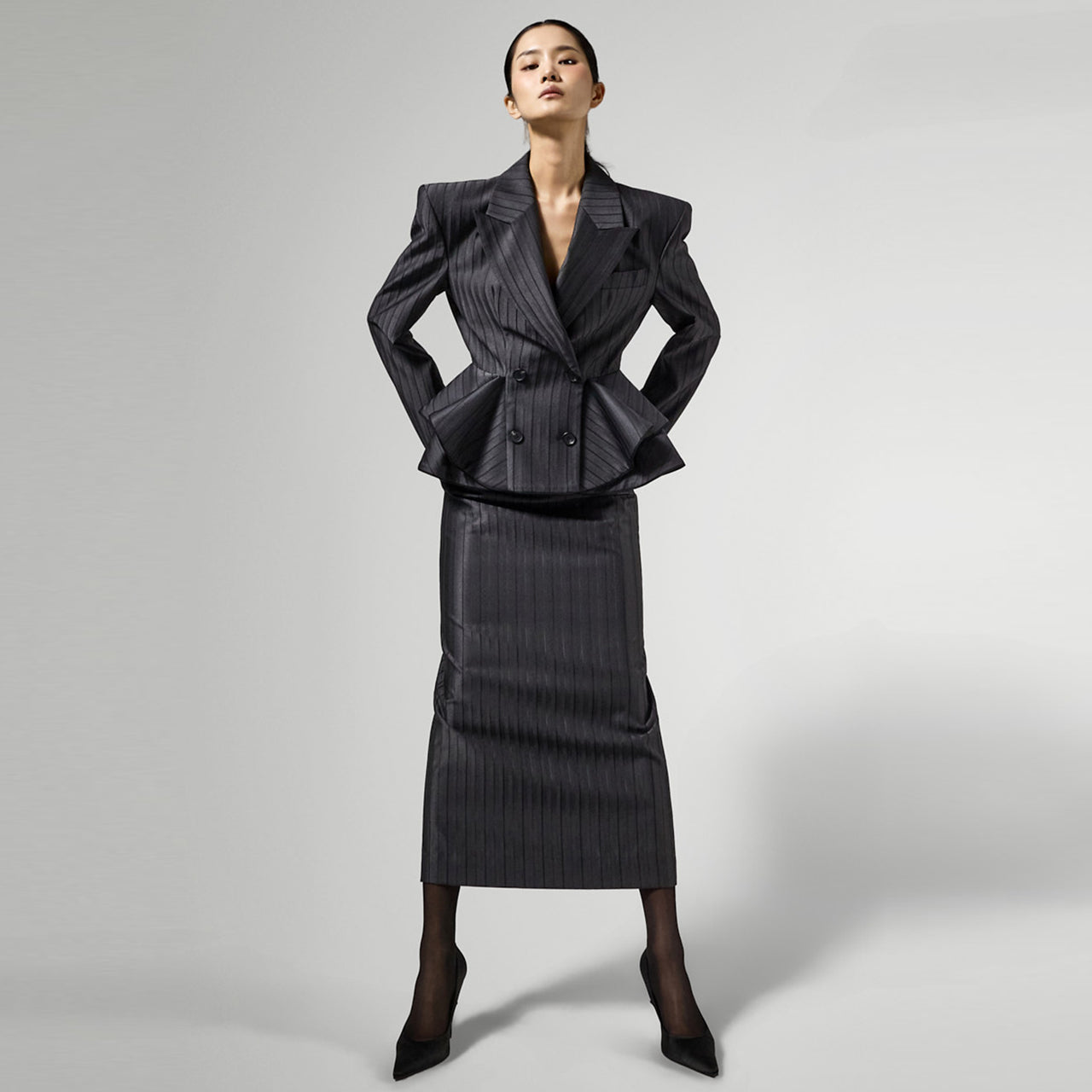 MBDSK003 缎面人鱼荷叶边长裙