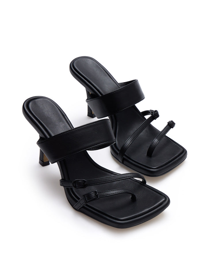 AR-3123 Strappy Heeled Mule