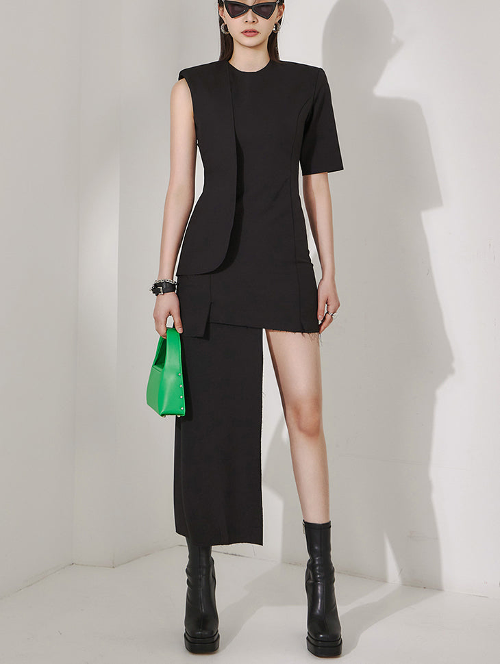 D9410 アンバランススリーブスリムミニワンピース