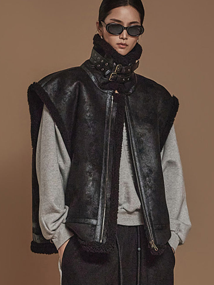 J2443 タートルネック シアリングベスト