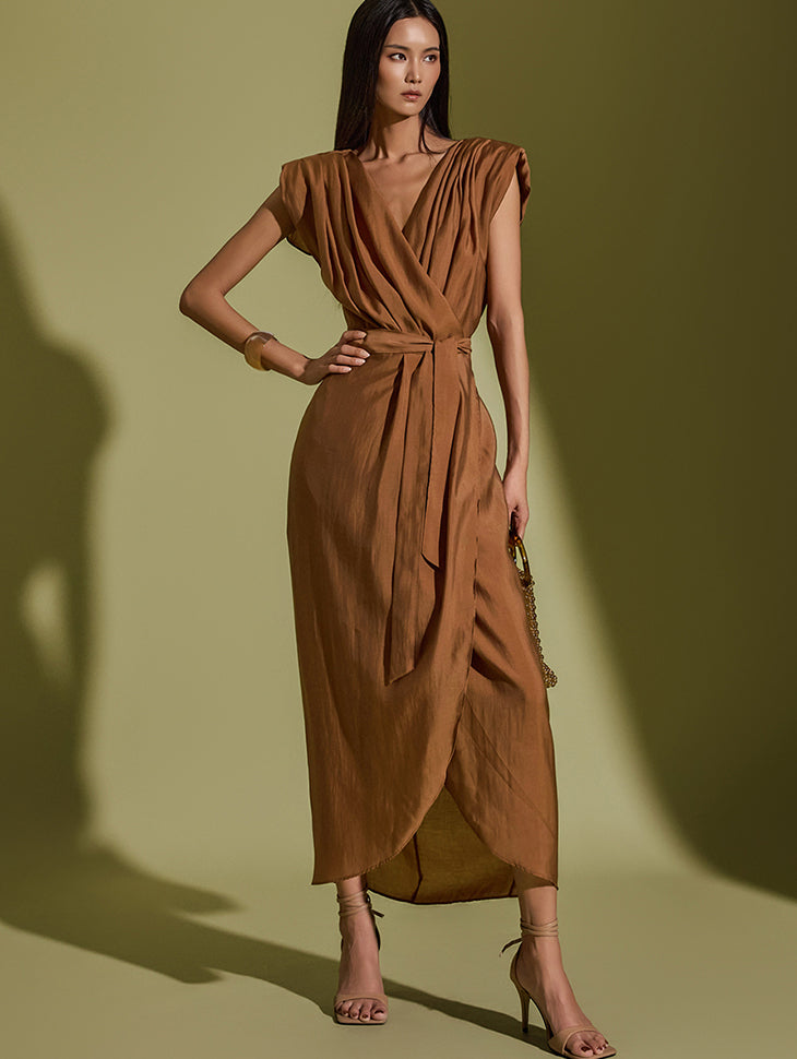 D5054 ストラップ付きピンタックドレス