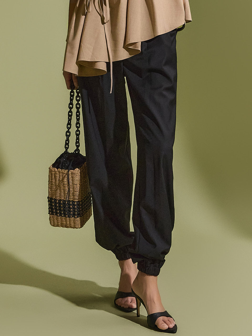 P3185 ジョガーパンツ